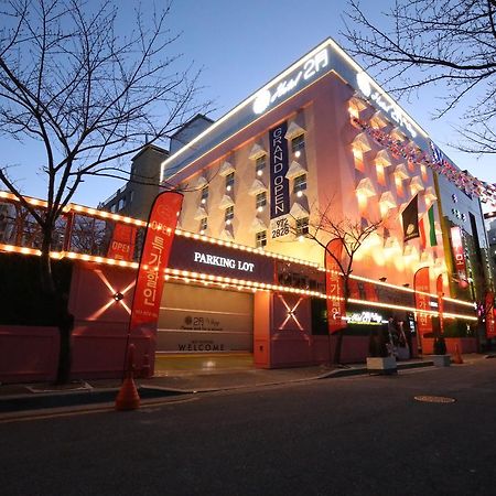 February Stay Gangseo Busan Eksteriør bilde